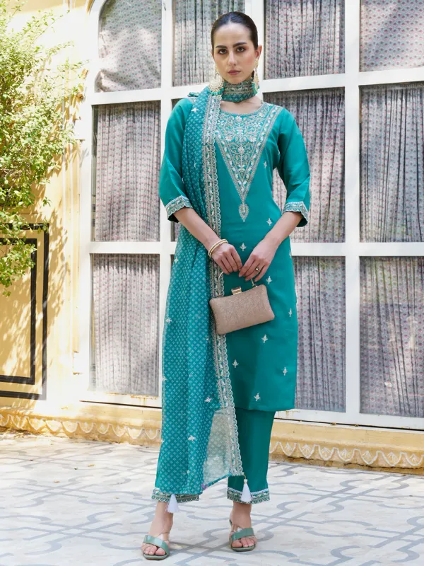 Floral_Embroidered_Silk_Blend_Round_Neck_Kurta_Trouser_&_Dupatta