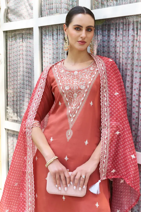 Floral_Embroidered_Silk_Blend_Round_Neck_Kurta_Trouser_&_Dupatta