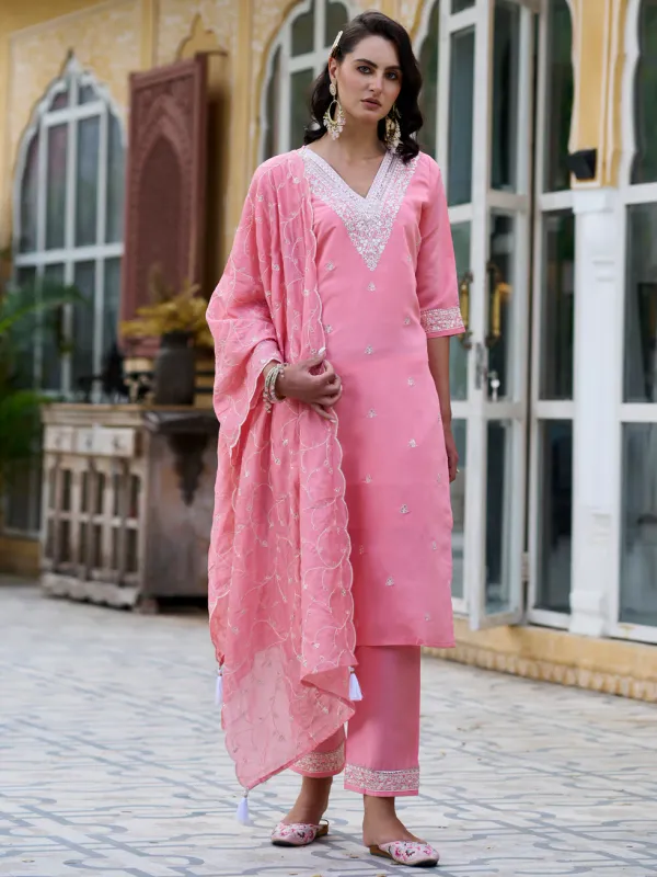 Floral_Embroidered_Cotton_Silk_V_Neck_Kurta_Trouser_&_Dupatta