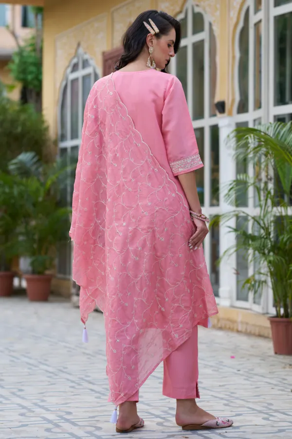 Floral_Embroidered_Cotton_Silk_V_Neck_Kurta_Trouser_&_Dupatta