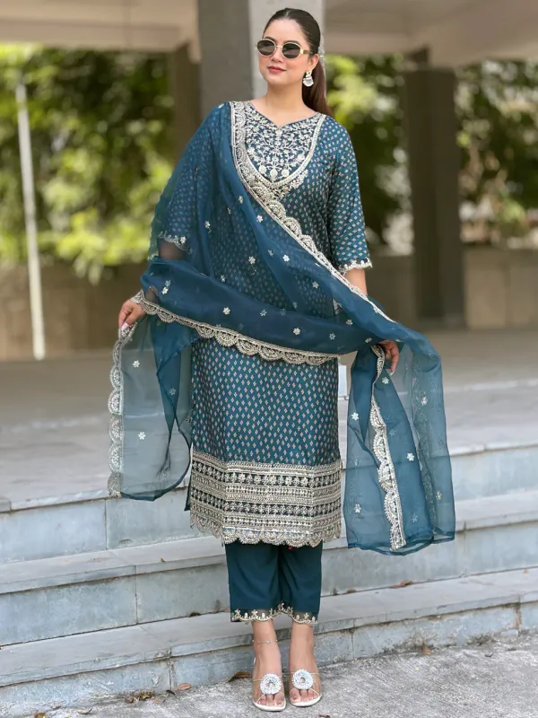 Floral_Embroidered_Muslin_Round_Neck_Kurta_Trouser_&_Dupatta