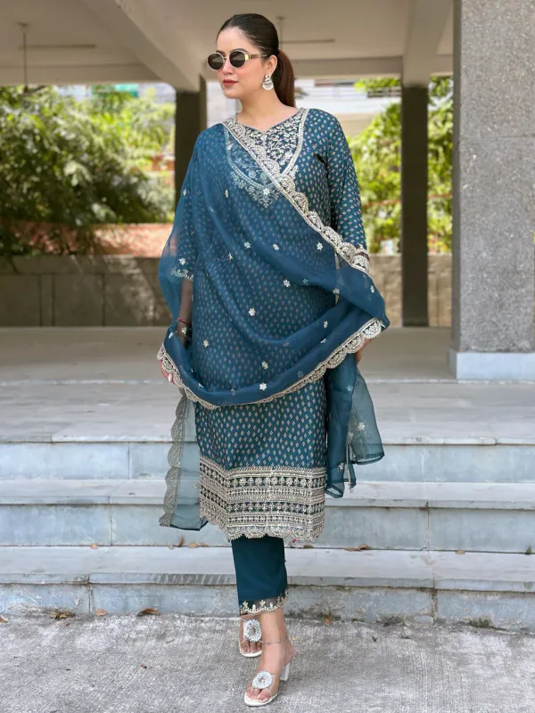 Floral_Embroidered_Muslin_Round_Neck_Kurta_Trouser_&_Dupatta