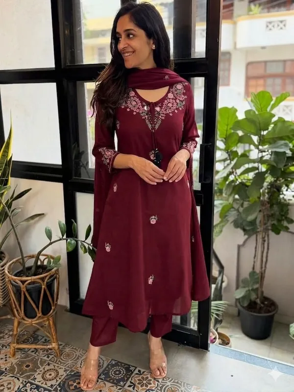 Floral_Embroidered_Pure_Cotton_Round_Neck_Kurta_Trouser_&_Dupatta_Set
