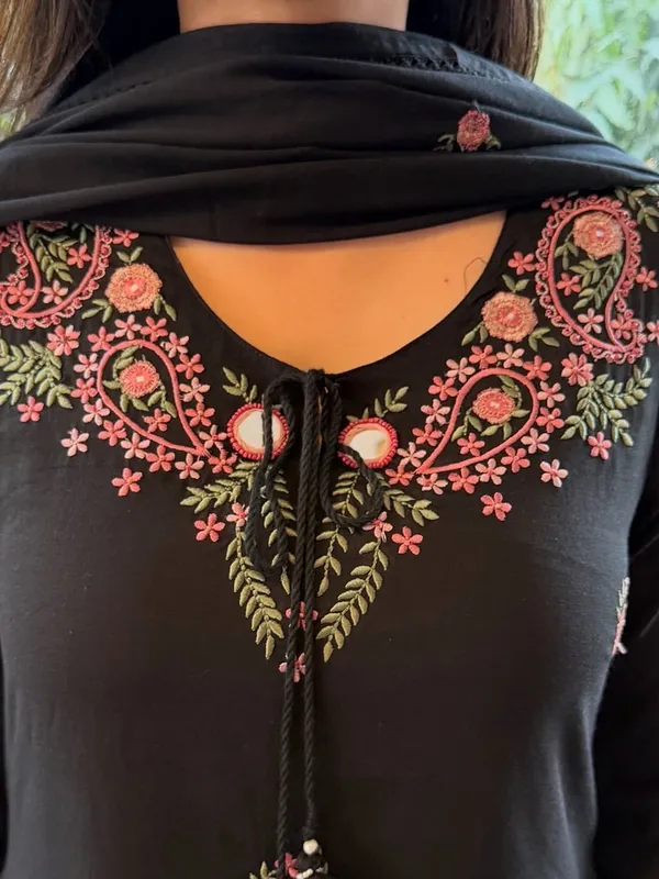Floral_Embroidered_Pure_Cotton_Round_Neck_Kurta_Trouser_&_Dupatta_Set