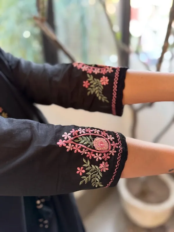 Floral_Embroidered_Pure_Cotton_Round_Neck_Kurta_Trouser_&_Dupatta_Set