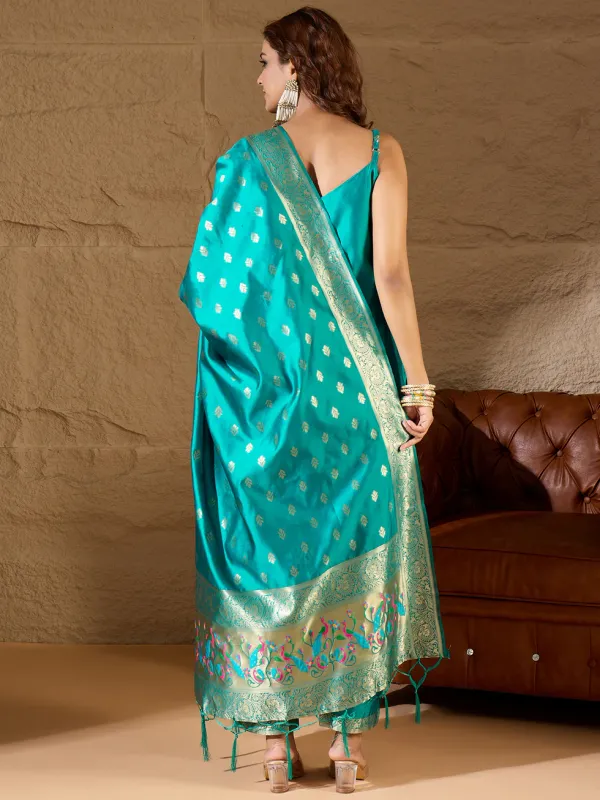 Floral_Printed_Silk_Blend_Round_Neck_Kurta_Trouser_&_Dupatta_Set