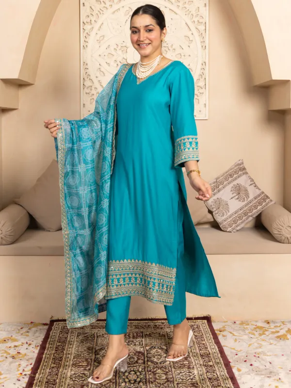 Floral_Embroidered_Silk_Blend_Round_Neck_Kurta_Trouser_&_Dupatta_Set