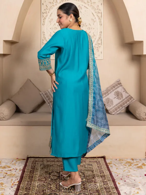 Floral_Embroidered_Silk_Blend_Round_Neck_Kurta_Trouser_&_Dupatta_Set