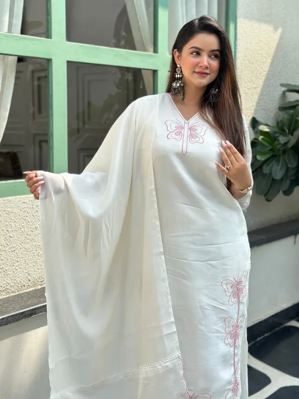Floral_Embroidered_Silk_Blend_V_Neck_Kurta_Trouser_&_Dupatta_Set