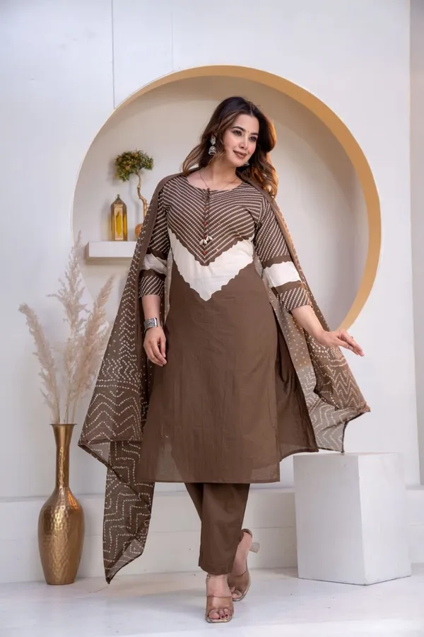 Floral_Printed_Pure_Cotton_Round_Neck_Kurta_Trouser_&_Dupatta_Set