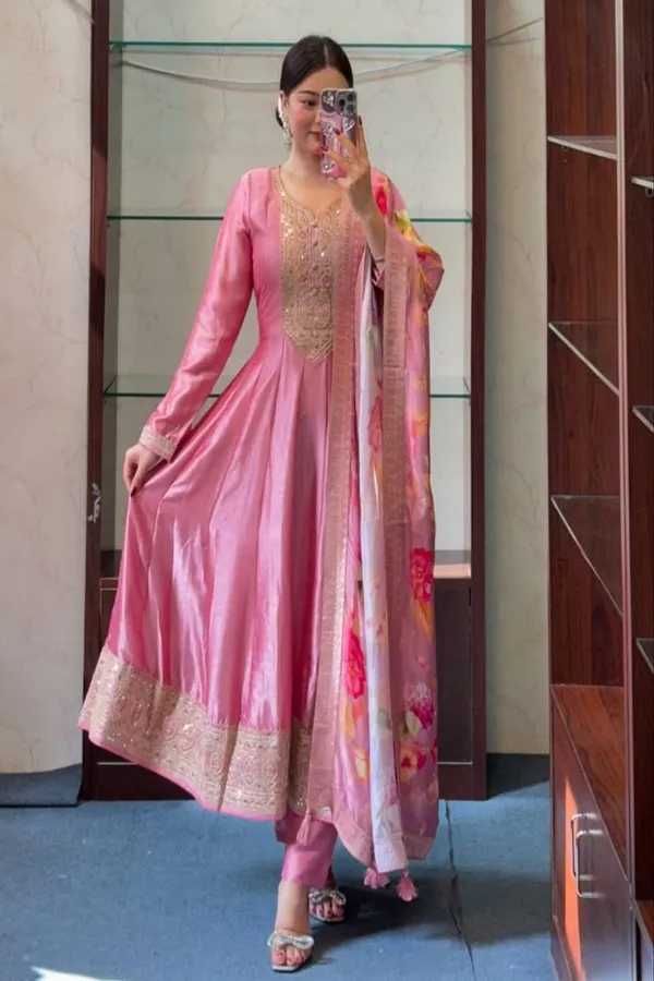 Floral_Embroidered_silk_Kurta_Trouser_&_Dupatta_Set