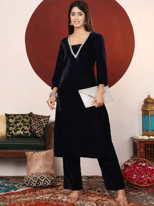 Navy_Blue_Floral_Printed_Velvet_Kurta_Trouser_Set