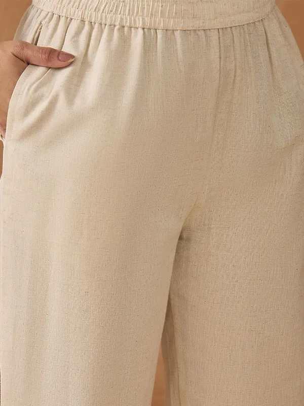 Off_White_Floral_Embroidered_Cotton_Blend_Kurta_Trouser_Set
