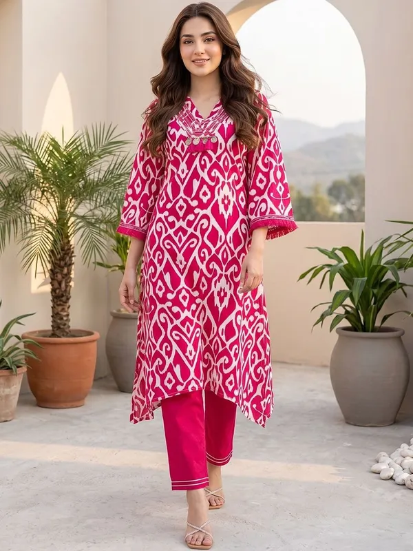 Pink_Floral_Printed_Cotton_Kurta_Trouser_Set