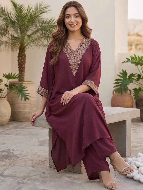 Maroon_Floral_Embroidered_Silk_Blend_Kurta_Trouser_Set