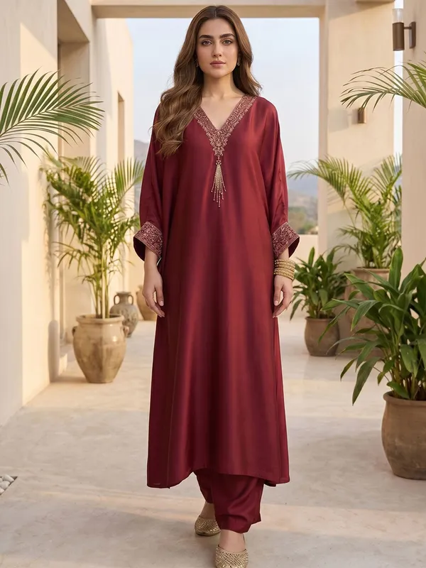 Maroon_Floral_Embroidered_Silk_Blend_Kurta_Trouser_Set