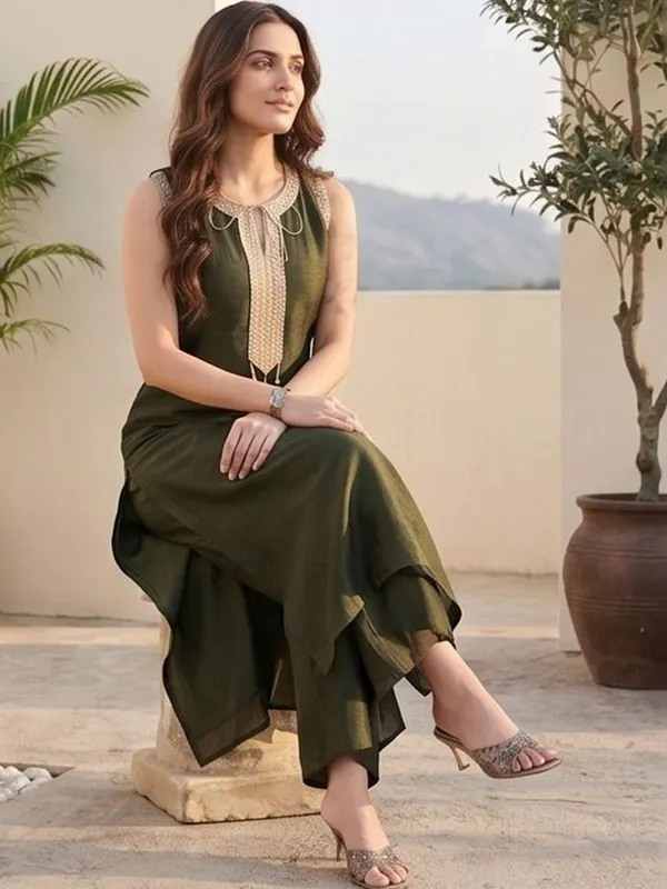Olive_Floral_Embroidered_Silk_Blend_Kurta_Palazzo_Dupatta_Set