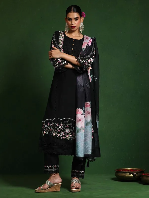 Black_Floral_Embroidered_Cotton_Kurta_Trouser_Dupatta_Set