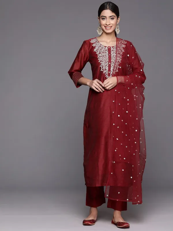 Maroon_Floral_Embroidered_CFloraleri_Silk_Kurta_Trouser_Dupatta_Set