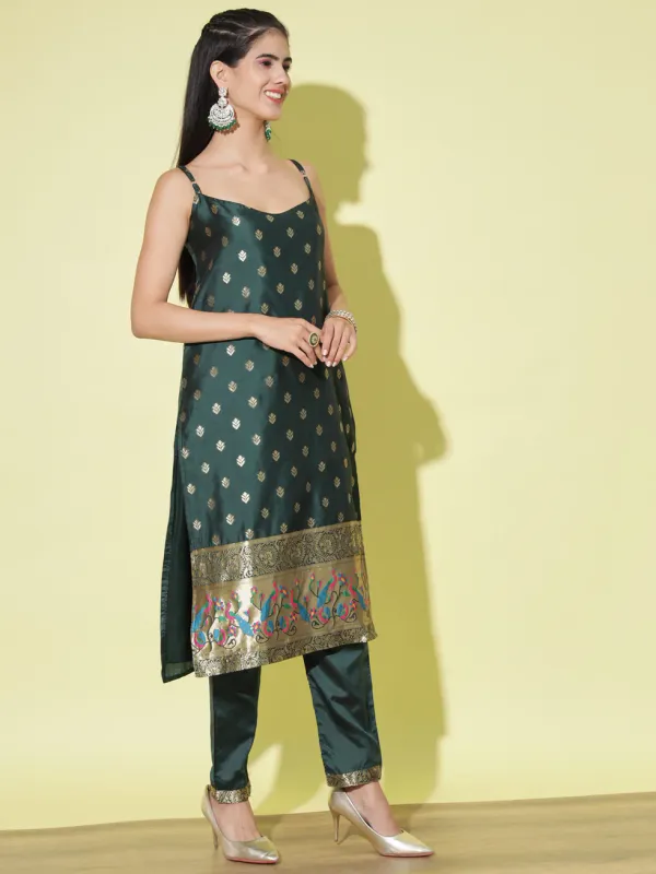 Floral_Printed_Silk_Blend_Round_Neck_Kurta_Trouser_&_Dupatta_Set