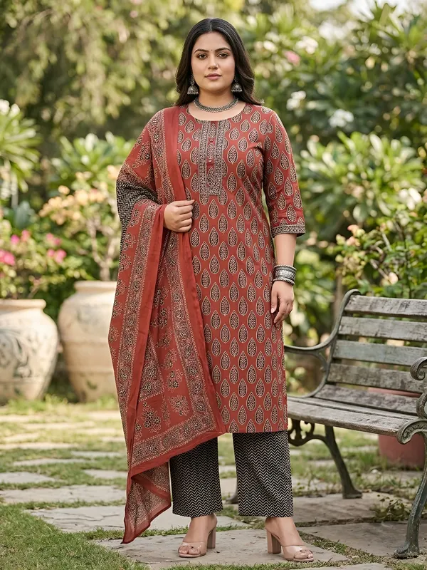 Maroon_Floral_Printed_Cotton_Kurta_Set