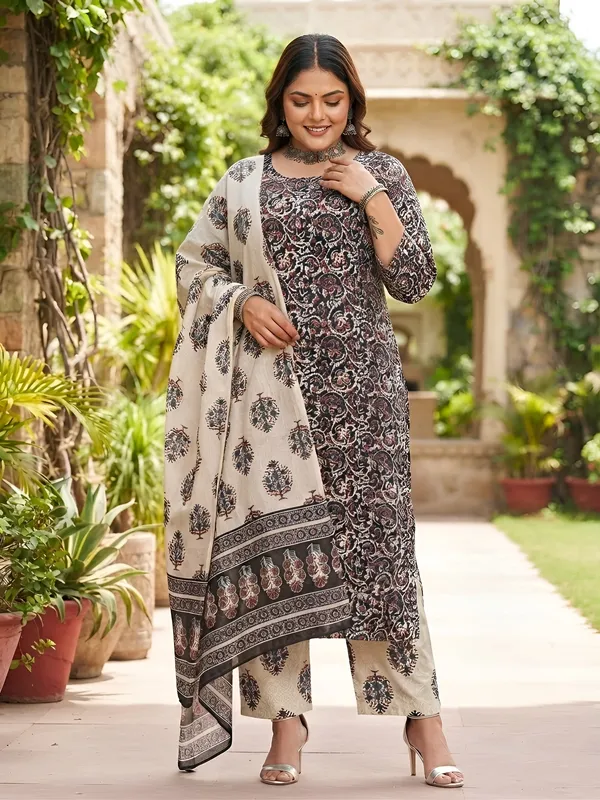 Multicolor_Floral_Printed_Cotton_Kurta_Set