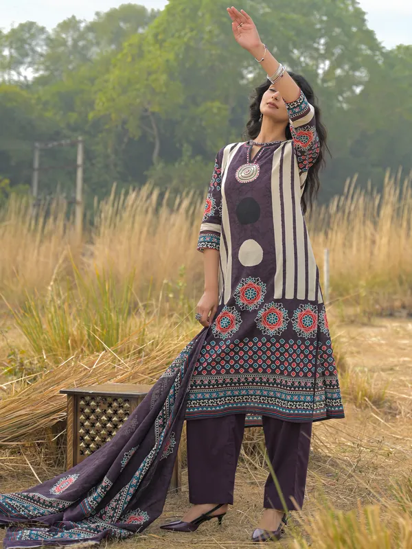 Burgundy_Pure_Cotton_Printed_Kurta_Trouser_Dupatta_Set