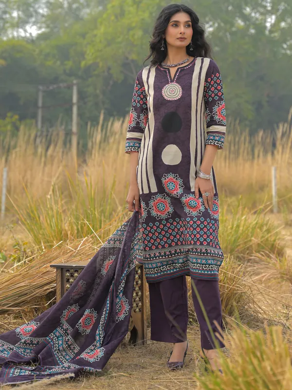 Burgundy_Pure_Cotton_Printed_Kurta_Trouser_Dupatta_Set