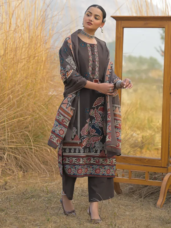 Brown_Pure_Cotton_Printed_Kurta_Trouser_Dupatta_Set