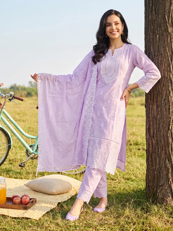 Lavender_Embroidered_Straight_Kurta_Trousers_With_Dupatta_Set