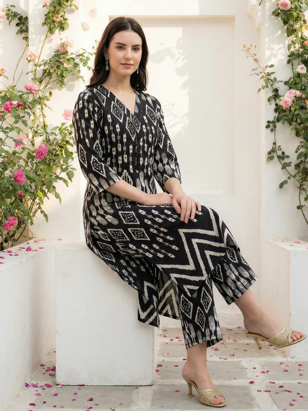 Black_Printed_Pure_Cotton_Kurta_Trouser_Set