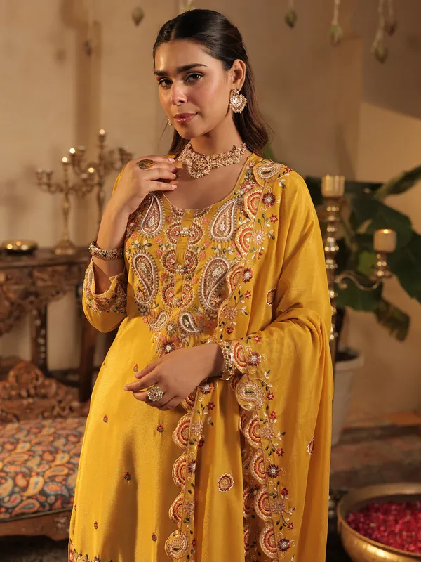 Mustard_Embroidered_Chinon_Kurta_Trouser_Dupatta_Set