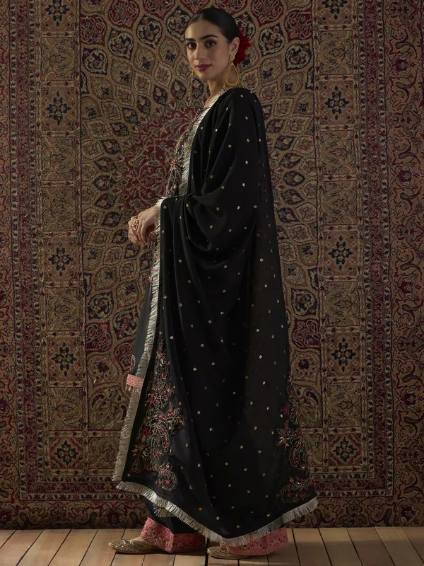 Black_Embroidered_Chinon_Kurta_Trouser_Dupatta_Set
