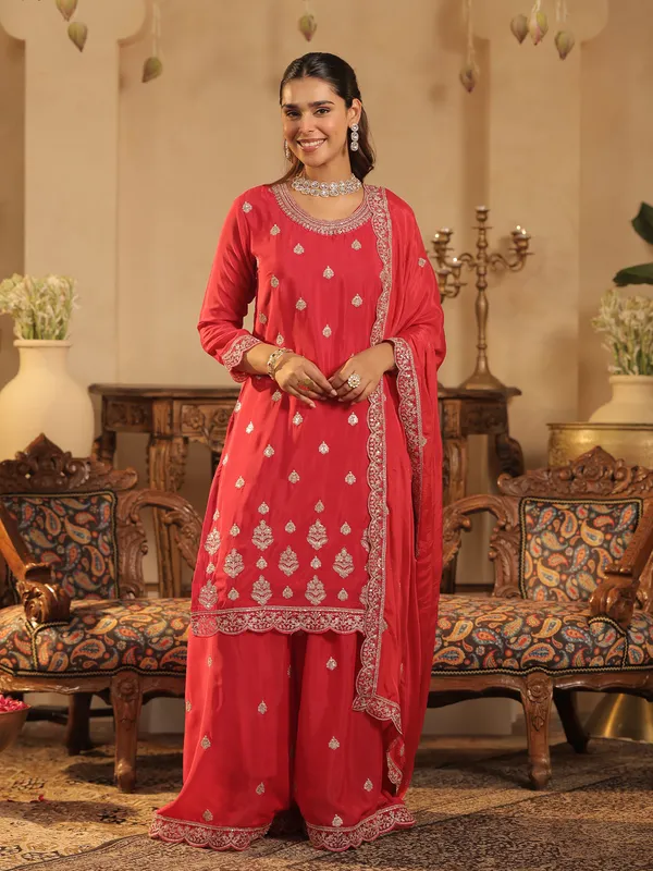 Pink_Embroidered_Chinon_Kurta_Trouser_Dupatta_Set