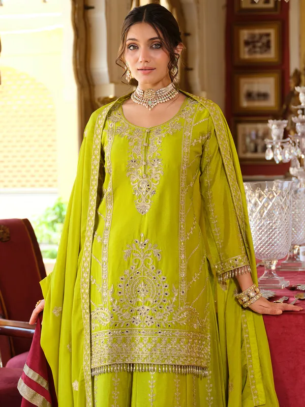 Green_Embroidered_Chinon_Kurta_Trouser_Dupatta_Set