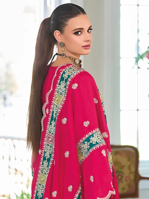 Pink_Embroidered_Chinon_Kurta_Trouser_Dupatta_Set