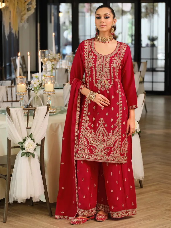 Pink_Embroidered_Chinon_Kurta_Trouser_Dupatta_Set