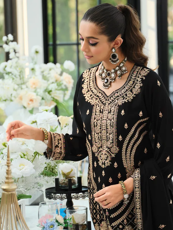 Black_Embroidered_Straight_Kurta_Palazzos_With_Dupatta_Set