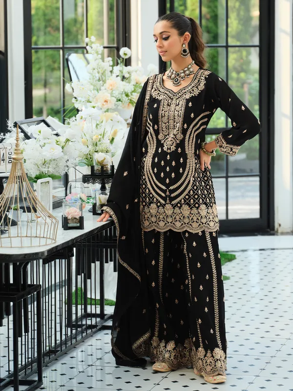 Black_Embroidered_Straight_Kurta_Palazzos_With_Dupatta_Set