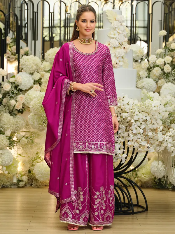 Pink_Silk_Blend_Embroidered_Kurta_Trouser_Dupatta_Set