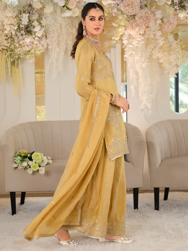 Yellow_Silk_Blend_Embroidered_Kurta_Trouser_Dupatta_Set