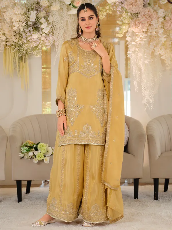 Yellow_Silk_Blend_Embroidered_Kurta_Trouser_Dupatta_Set