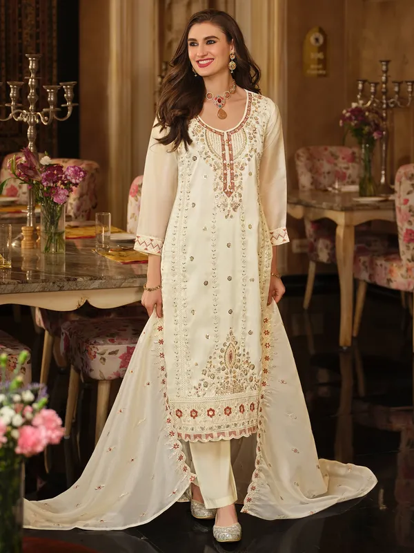 Cream_Embroidered_Straight_Kurta_Trousers_With_Dupatta_Set