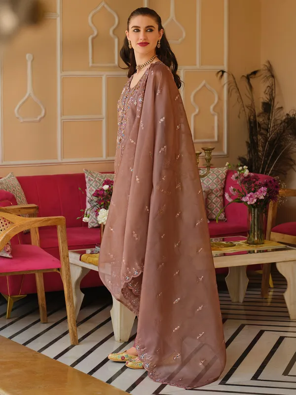 Mauve_Silk_Blend_Embroidered_Kurta_Trouser_Dupatta_Set