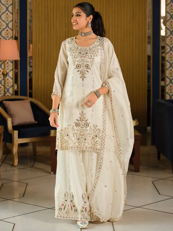 White_Silk_Blend_Embroidered_Kurta_Trouser_Dupatta_Set