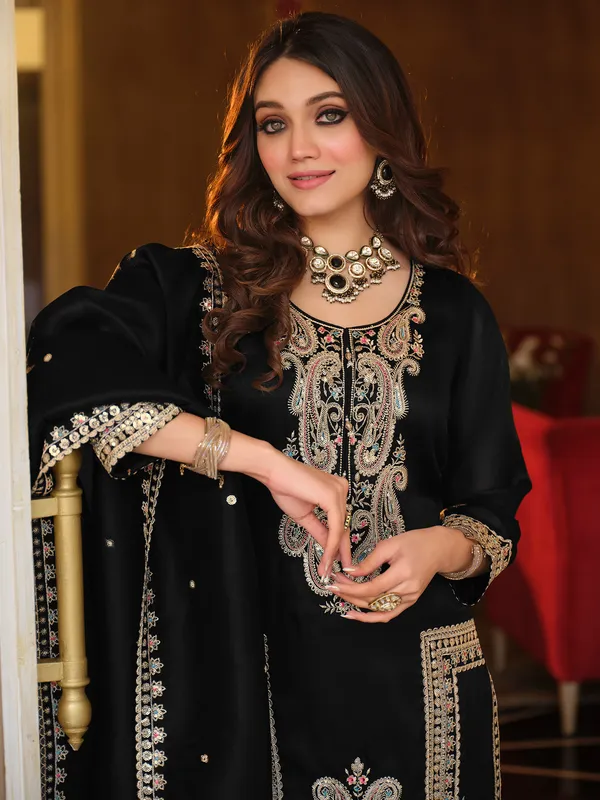 Black_Silk_Blend_Embroidered_Kurta_Trouser_Dupatta_Set