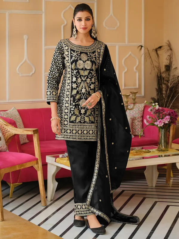 Black_Silk_Blend_Embroidered_Kurta_Trouser_Dupatta_Set