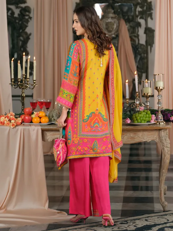 Multi_Silk_Blend_Embroidered_Kurta_Trouser_Dupatta_Set