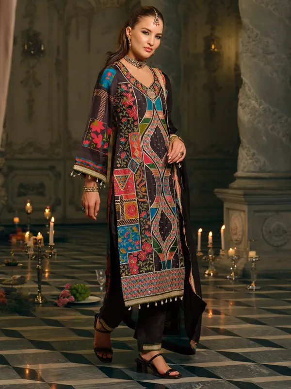 Multi_Silk_Blend_Printed_Kurta_Trouser_Dupatta_Set