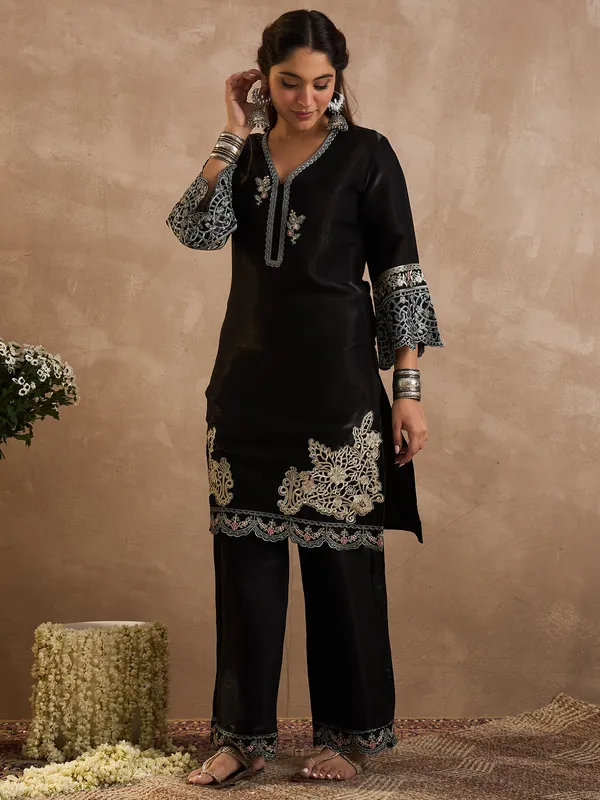 Black_Silk-Blend_Straight_Kurta_with_Palazzos